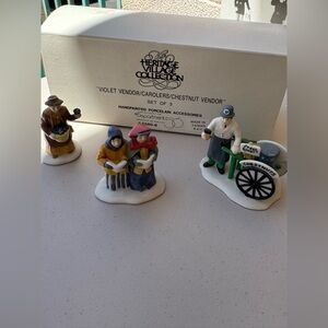 🐈‍⬛ Department 56 Heritage Village “Violet Vendor/carolers/Chestnut Vendor” EUC